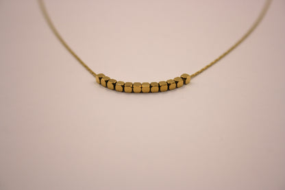 Ketting met gouden blokjes - Wauw Jewellery